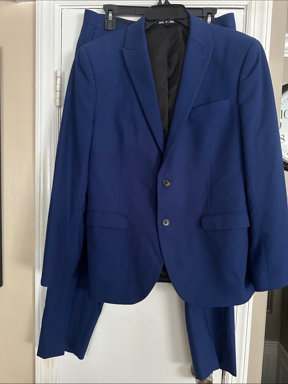 Men's Classic Navy Two-Button Suit Jacket and Pants